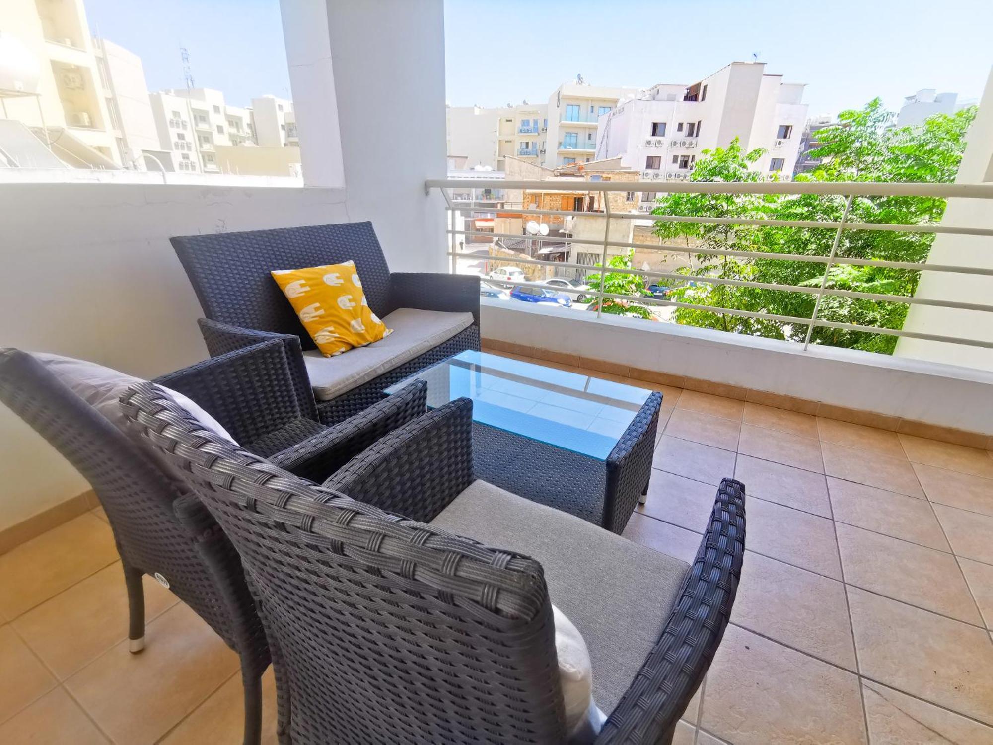 Promenade Breeze City Apartment Larnaca Zewnętrze zdjęcie